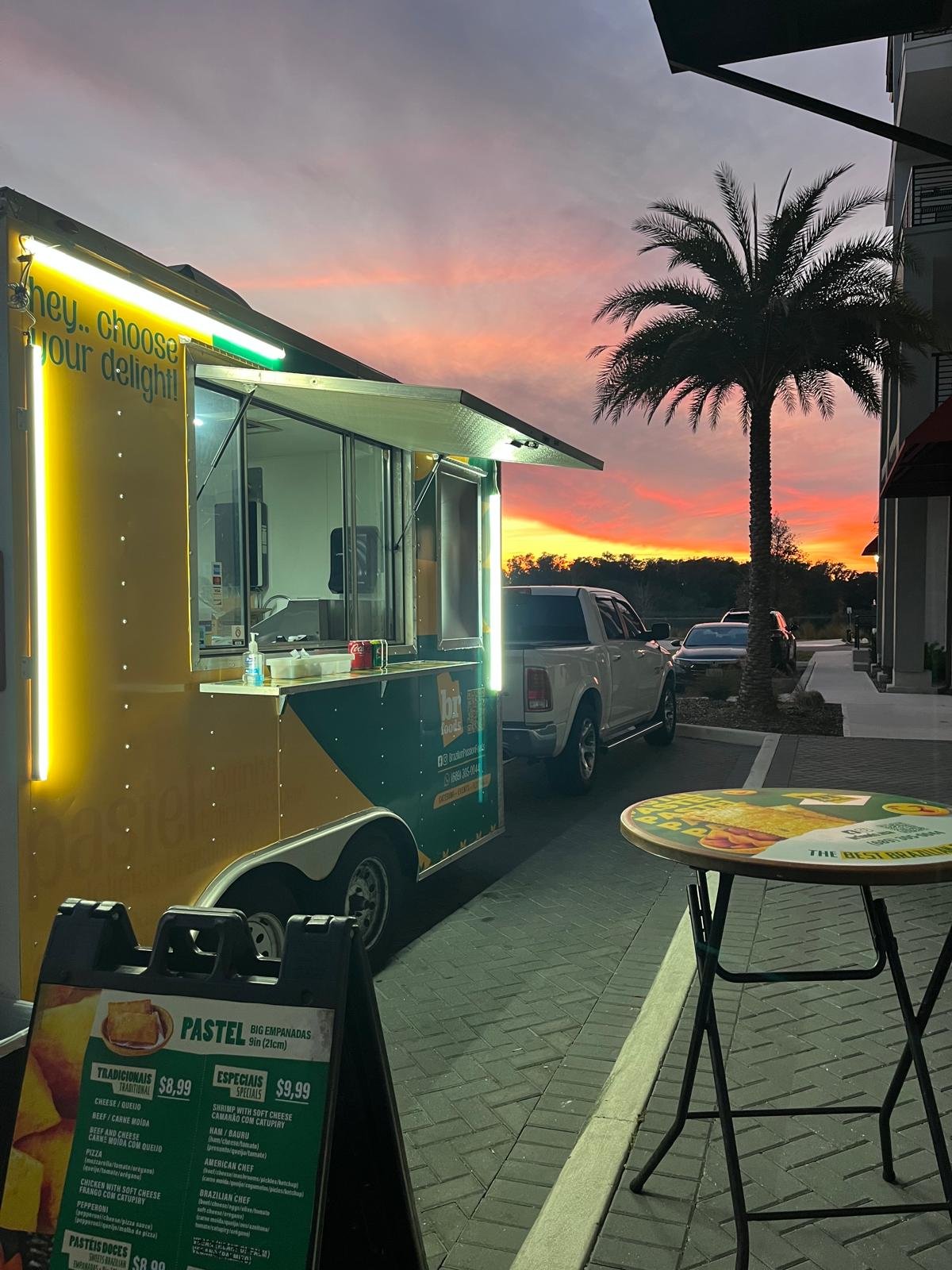 BR Foods ao pôr do sol